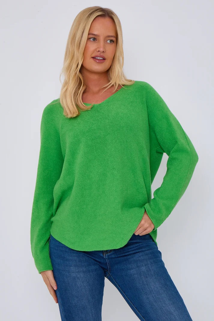 Pacific Dove- Super Soft V Neck jumper
