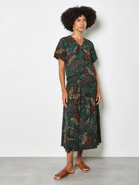 Apricot- Tropical Leaf Print Shirt