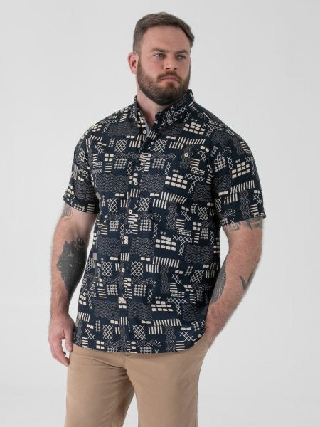 D555 - Rick Geometric Navy Short Sleeved Shirt